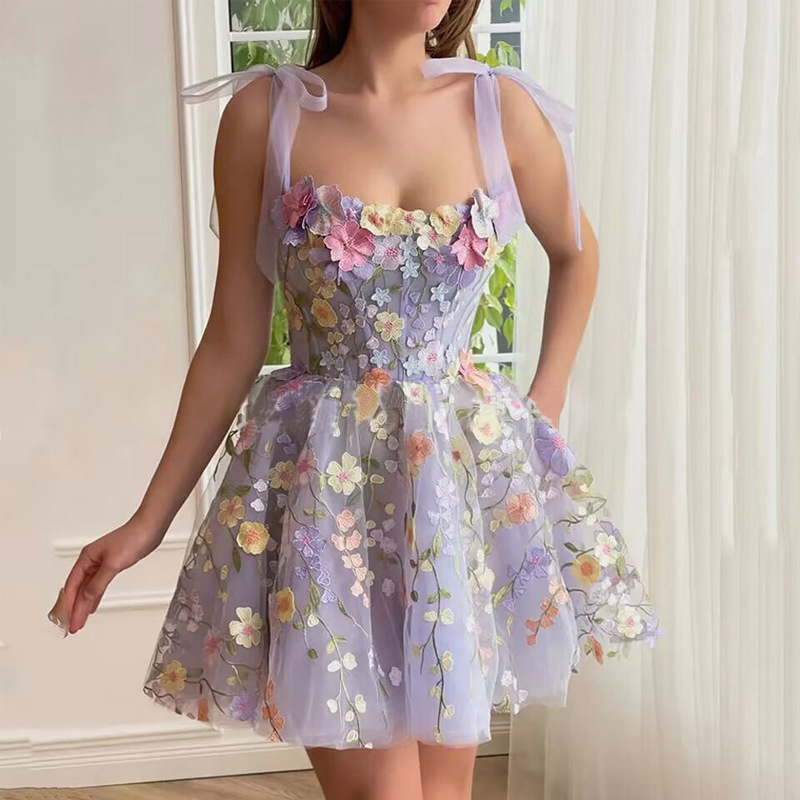 Women's Fashionable 3D Floral Embroidery Sexy Bodycon Dress - Image 2