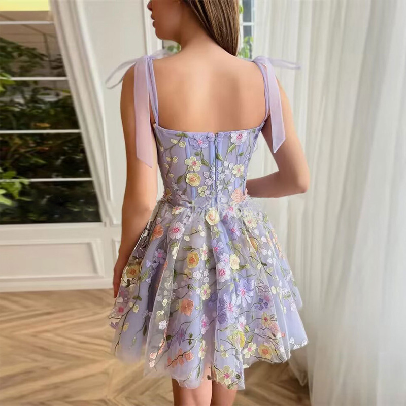 Women's Fashionable 3D Floral Embroidery Sexy Bodycon Dress - Image 3
